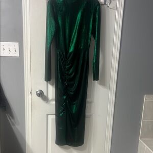 Boohoo Green Ruched Mock Neck Long Sleeve Dress (never worn)
